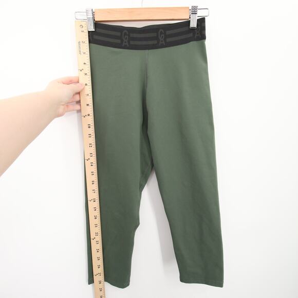 Good American Leggings Green Performance Capri Logo Waistband High Rise Size 2 - Picture 2 of 8